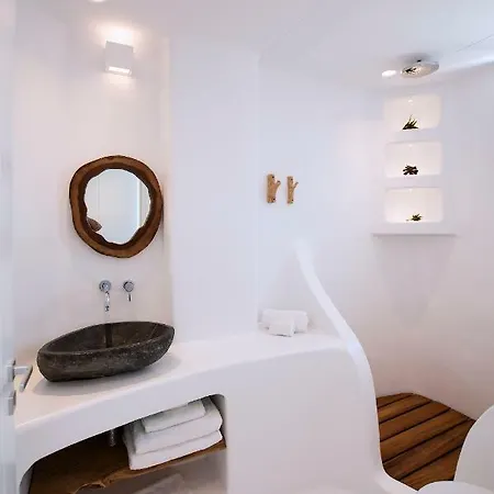 Potami By Rocks Estates * Naousa (Paros)